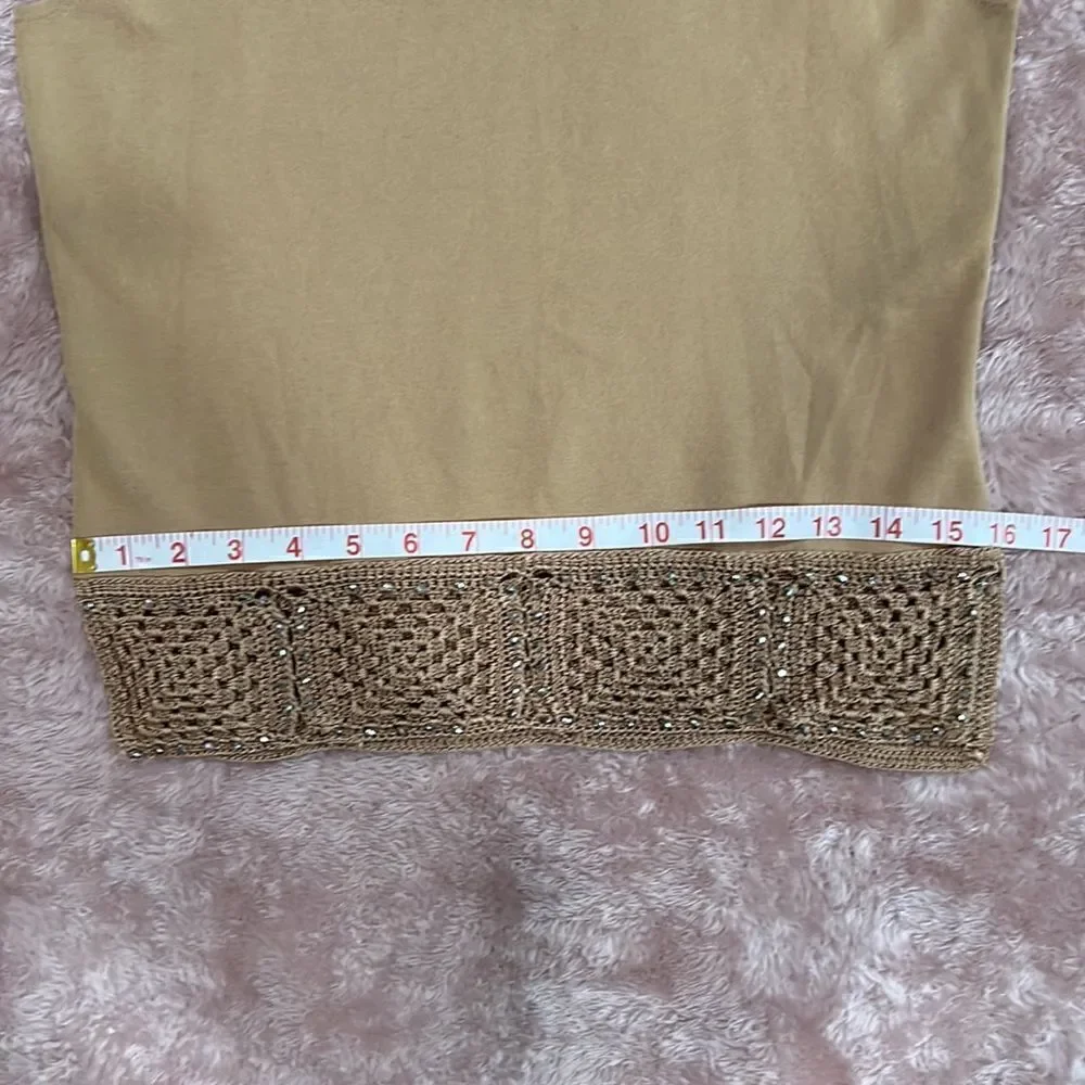 25. Joseph A. Cropped tank crochet bottom with beads Size L - Picture 9 of 9
